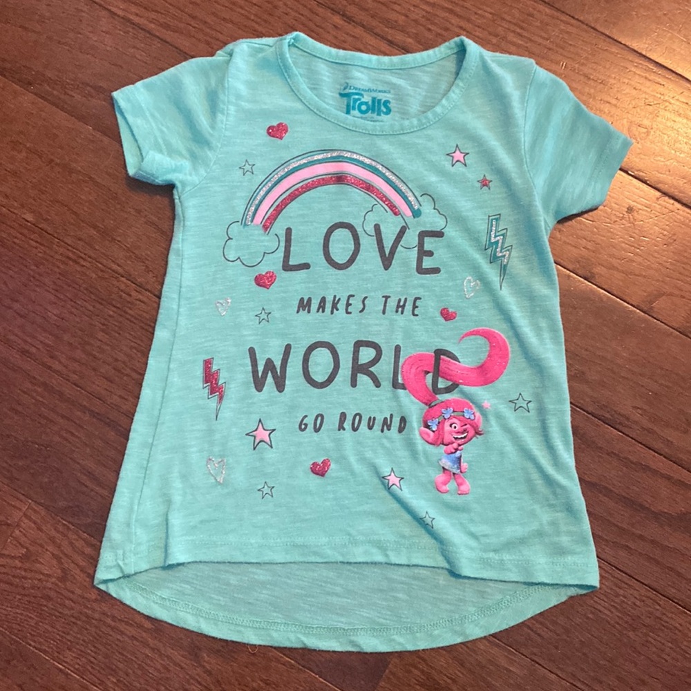 Dreamworks Trolls Poppy 2T Short Sleeve Shirt